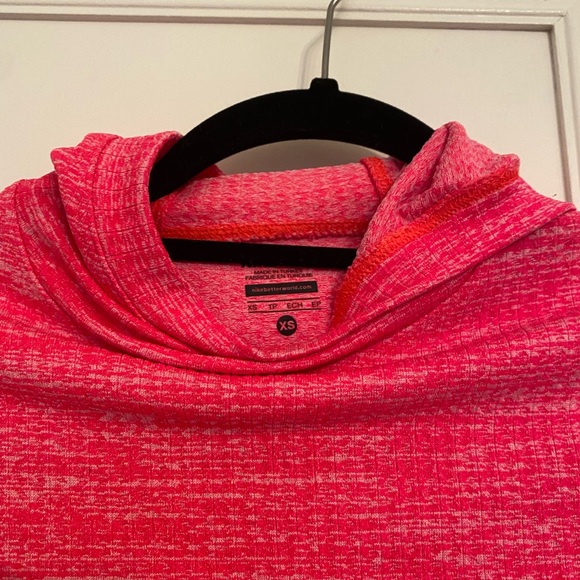 Nike pink thermal long sleeve - Picture 5 of 5